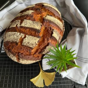 Ein Familienbrot aus dem Ofenmeister von Pamperedchef. Nur 500 g Mehl und dennoch ein Prachtkerl